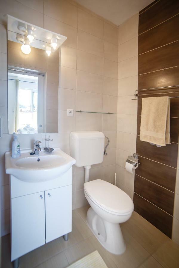 Apartments Maris Rab Town Luaran gambar