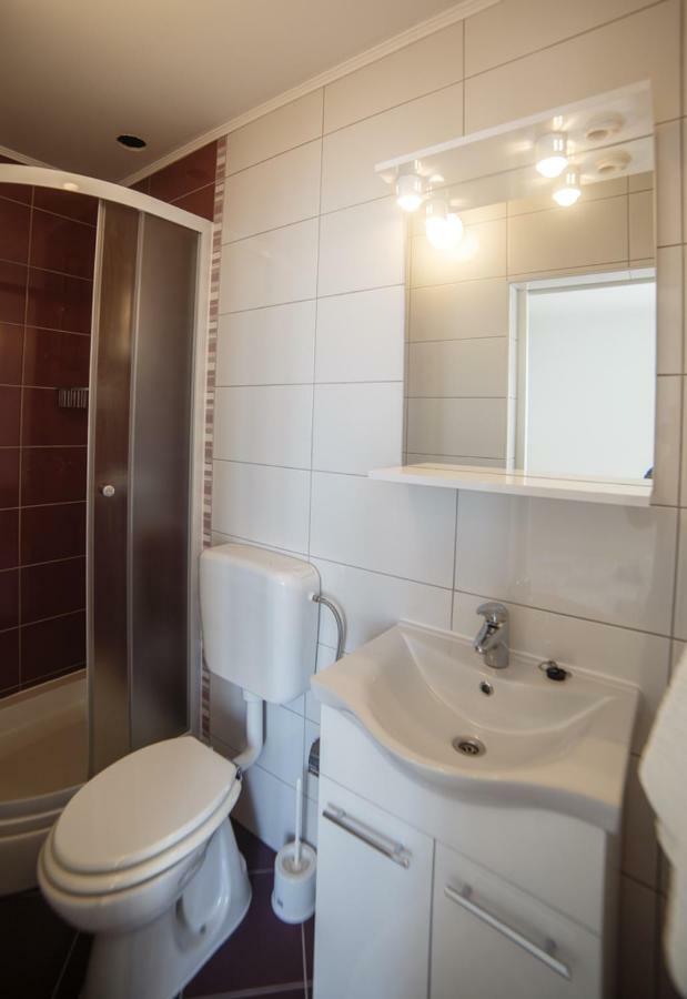 Apartments Maris Rab Town Luaran gambar