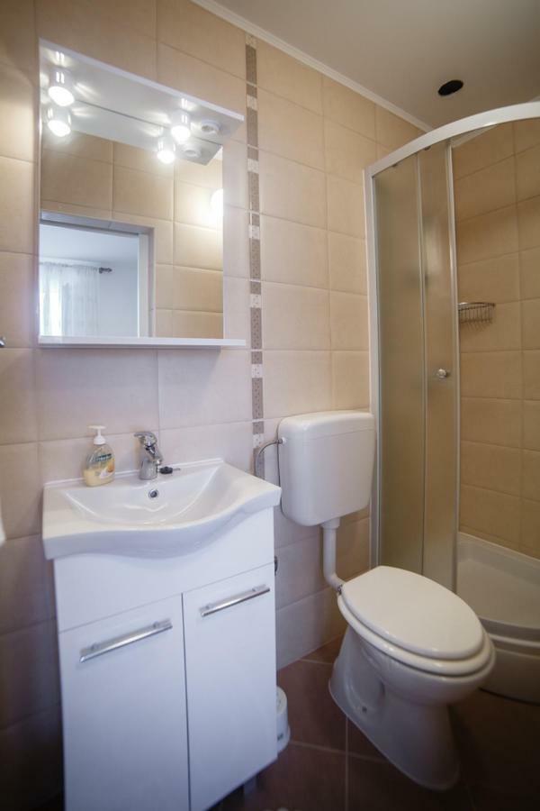 Apartments Maris Rab Town Luaran gambar